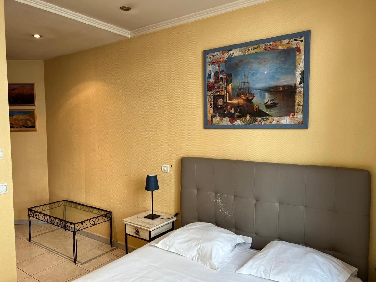 Village Croisette Cannes Exterior photo